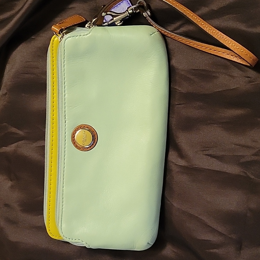 Coach wallet